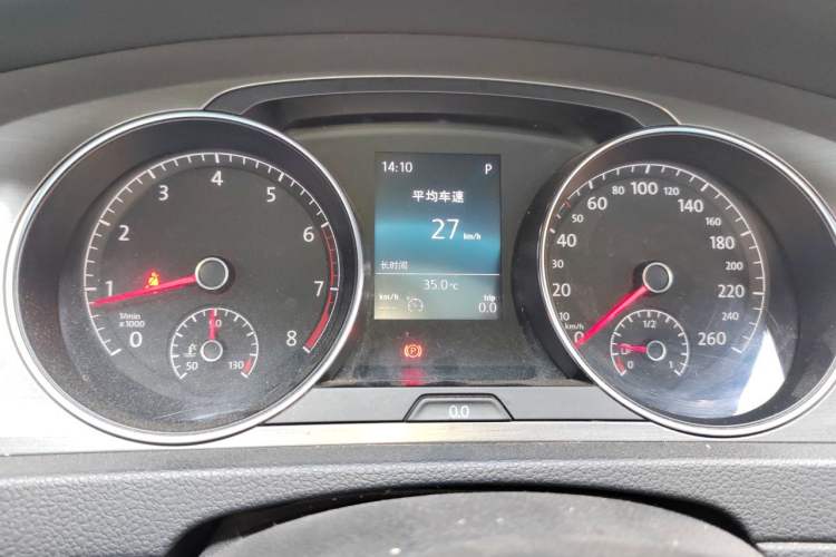 Used Volkswagen Golf 2015 1.4TSI Automatic Luxury Model Instrument Cluster