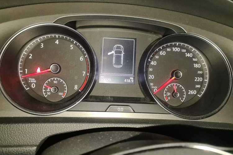 Used Volkswagen Golf 2015 1.4TSI Automatic Comfort Model Instrument Cluster