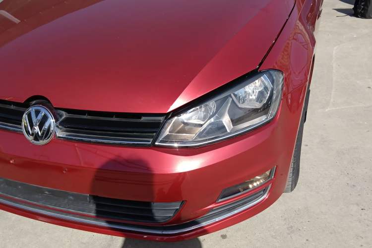 Used Volkswagen Golf 2015 1.6L Automatic Comfort Model Left Front Headlight