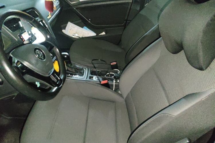 Used Volkswagen Golf 2015 1.4TSI Automatic Comfort Model Left Front Seat