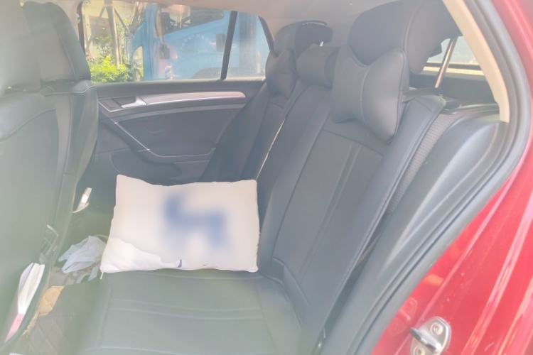 Used Volkswagen Golf 2015 1.6L Automatic Comfort Model Left Rear Seat