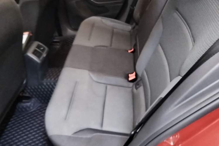 Used Volkswagen Golf 2015 1.4TSI Automatic Comfort Model Left Rear Seat