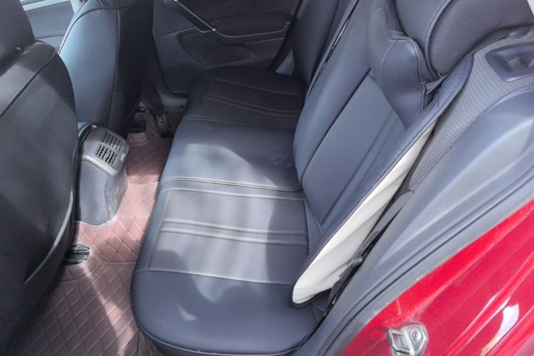 Used Volkswagen Golf 2015 1.6L Automatic Comfort Model Left Rear Seat