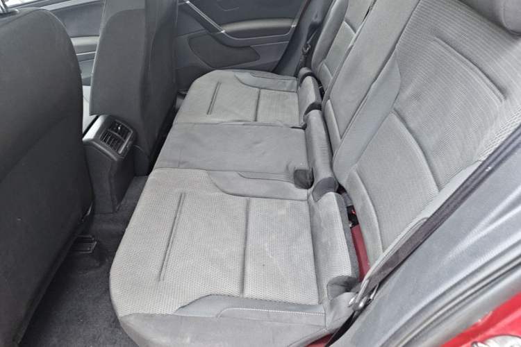 Used Volkswagen Golf 2015 1.6L Automatic Comfort Model Left Rear Seat