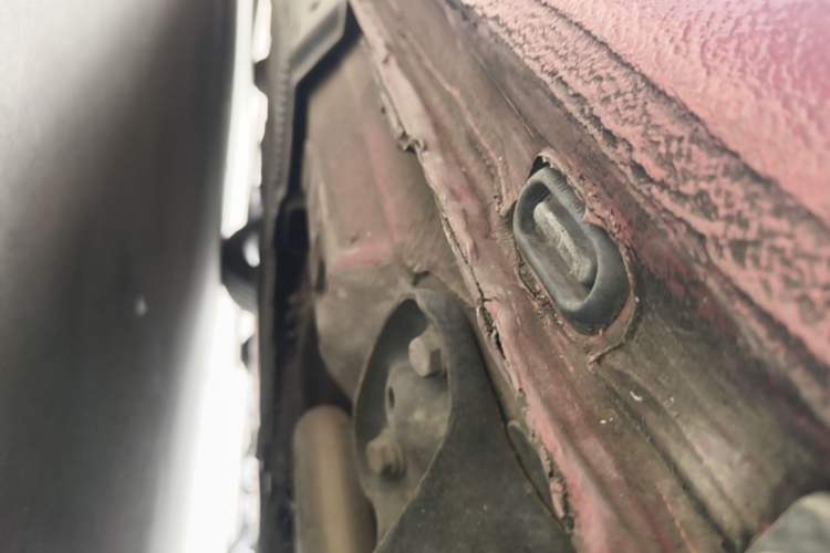 Used Volkswagen Golf 2015 1.4TSI Automatic Comfort Model Left Side Sill