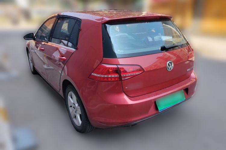 Used Volkswagen Golf 2015 1.4TSI Automatic Luxury Model Rear Left 45 Deg