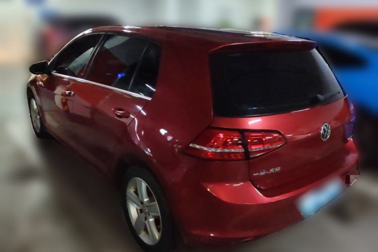 Used Volkswagen Golf 2015 1.6L Automatic Comfort Model Rear Left 45 Deg