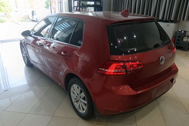 Used Volkswagen Golf 2015 1.6L Automatic Fashion Model Rear Left 45 Deg