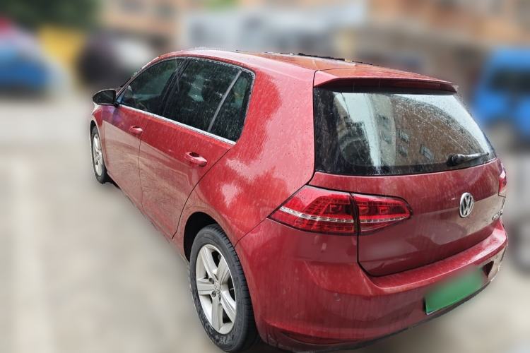 Used Volkswagen Golf 2015 1.4TSI Automatic Luxury Model Rear Left 45 Deg