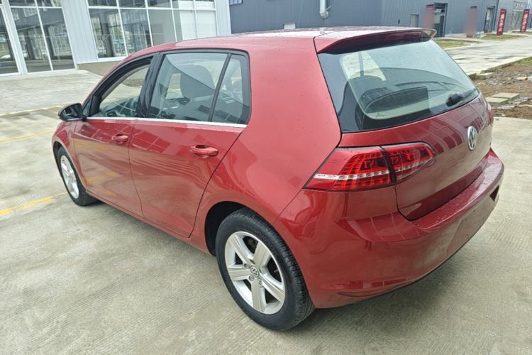 Used Volkswagen Golf 2015 1.6L Automatic Comfort Model Rear Left 45 Deg