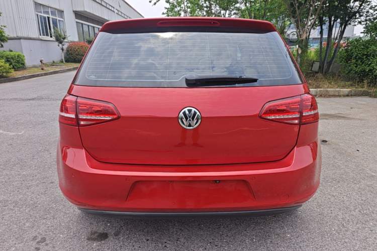 Used Volkswagen Golf 2015 1.6L Automatic Fashion Model Rear