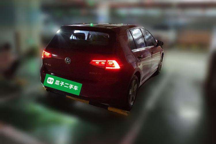 Used Volkswagen Golf 2015 1.4TSI Automatic Comfort Model Rear Right 45 Deg