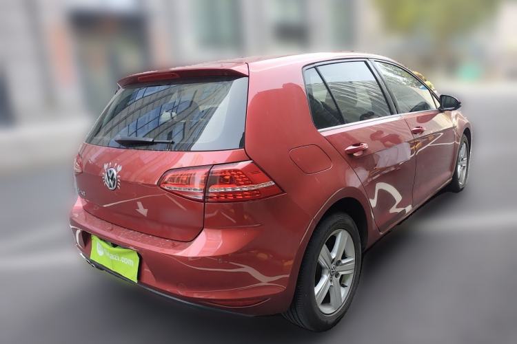 Used Volkswagen Golf 2015 1.4TSI Automatic Luxury Model Rear Right 45 Deg