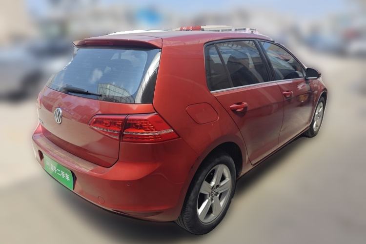 Used Volkswagen Golf 2015 1.2TSI Automatic Comfort Model Rear Right 45 Deg