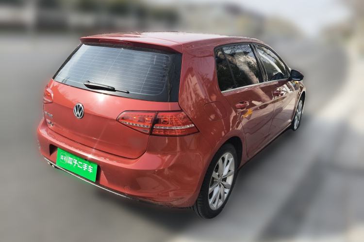 Used Volkswagen Golf 2015 1.4TSI Automatic Flagship Model Rear Right 45 Deg