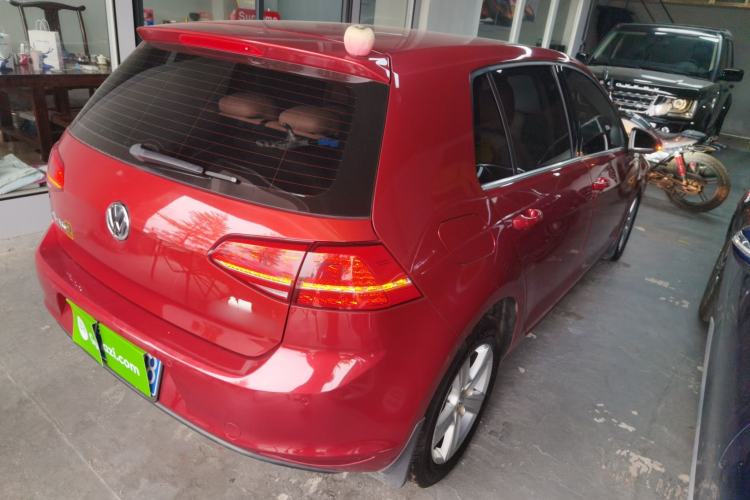 Used Volkswagen Golf 2015 1.4TSI Automatic Comfort Model Rear Right 45 Deg