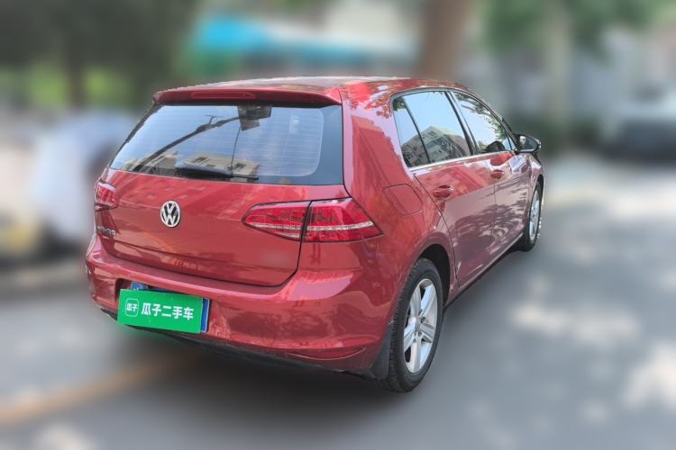 Used Volkswagen Golf 2015 1.6L Automatic Comfort Model Rear Right 45 Deg