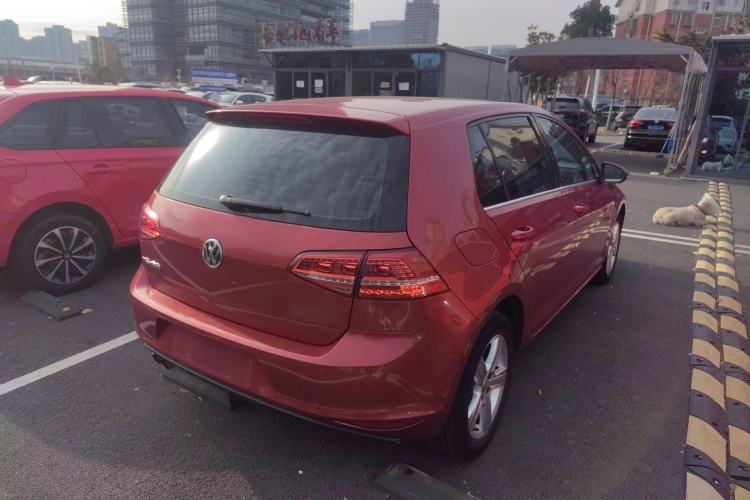Used Volkswagen Golf 2015 1.4TSI Automatic Comfort Model Rear Right 45 Deg