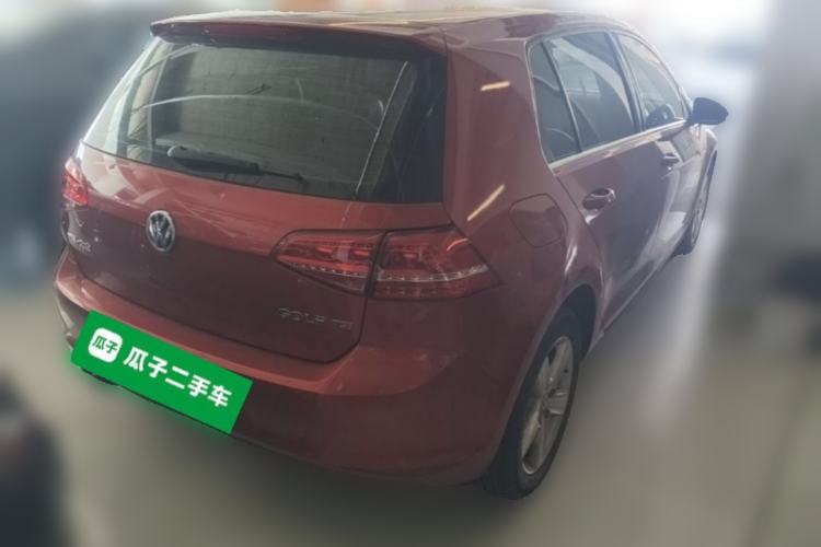 Used Volkswagen Golf 2015 1.4TSI Automatic Luxury Model Rear Right 45 Deg