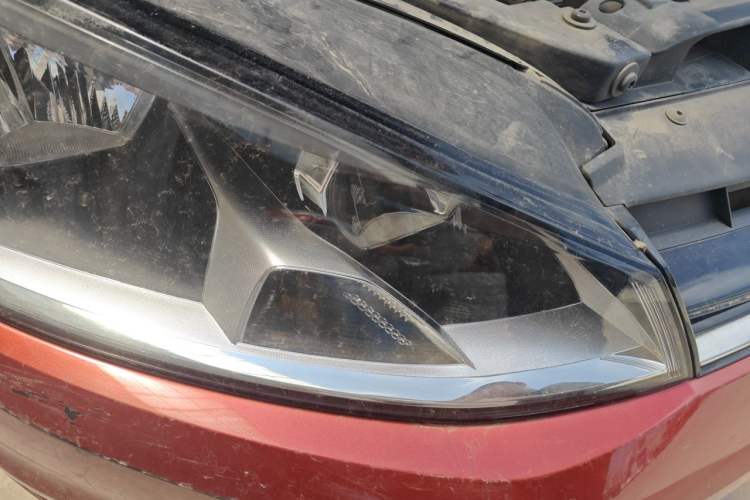 Used Volkswagen Golf 2015 1.2TSI Automatic Comfort Model Right Front Headlight