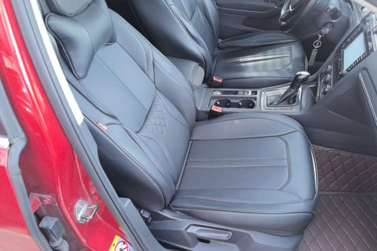 Used Volkswagen Golf 2015 1.6L Automatic Comfort Model Right Front Seat