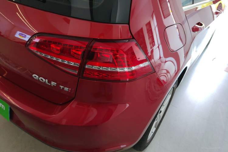Used Volkswagen Golf 2015 1.4TSI Automatic Luxury Model Right Rear Taillight