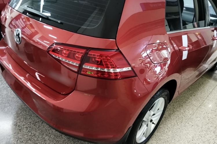 Used Volkswagen Golf 2015 1.4TSI Automatic Comfort Model Right Rear Taillight