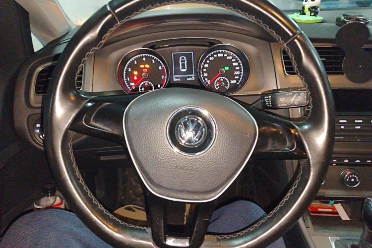 Used Volkswagen Golf 2015 1.4TSI Automatic Comfort Model Steering Wheel