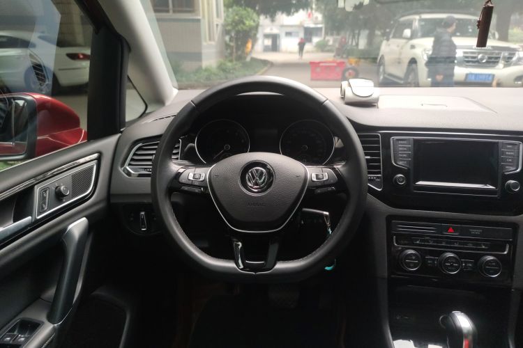 Used Volkswagen Golf 2015 1.4TSI Sportsvan Steering Wheel