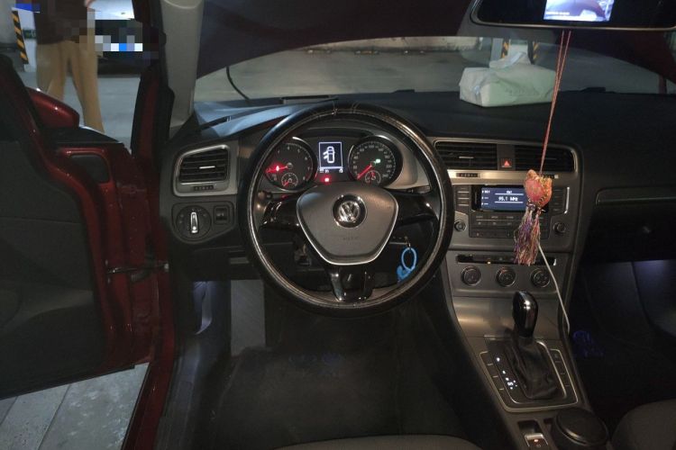 Used Volkswagen Golf 2015 1.4TSI Automatic Comfort Model Steering Wheel