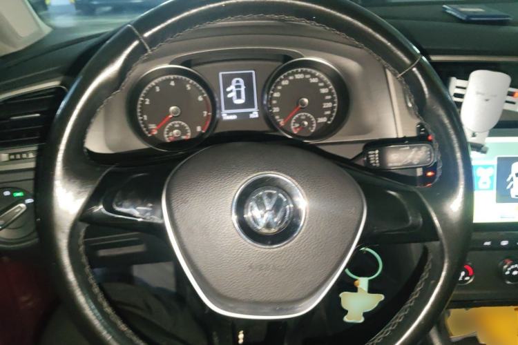 Used Volkswagen Golf 2015 1.4TSI Automatic Comfort Model Steering Wheel