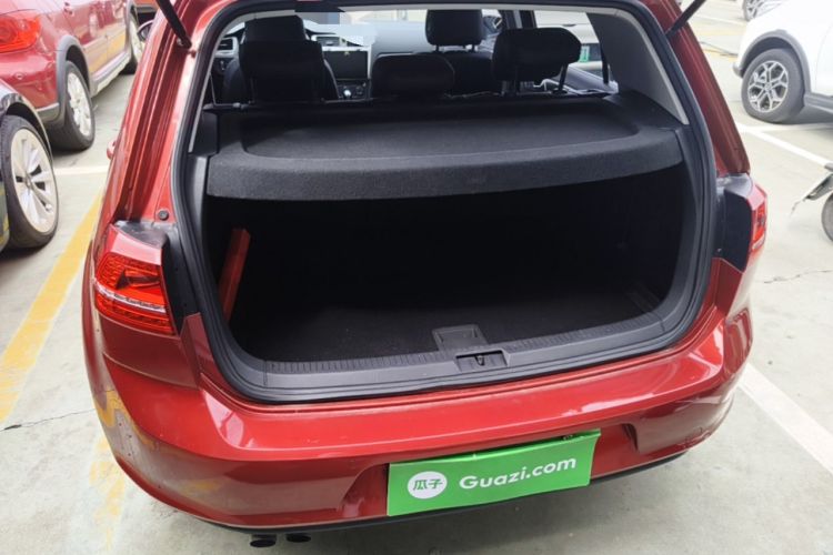 Used Volkswagen Golf 2015 1.4TSI Automatic Comfort Model Trunk