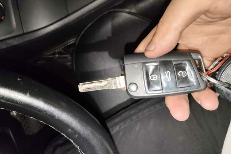 Used Volkswagen Golf 2015 1.4TSI Automatic Comfort Model Vehicle Key