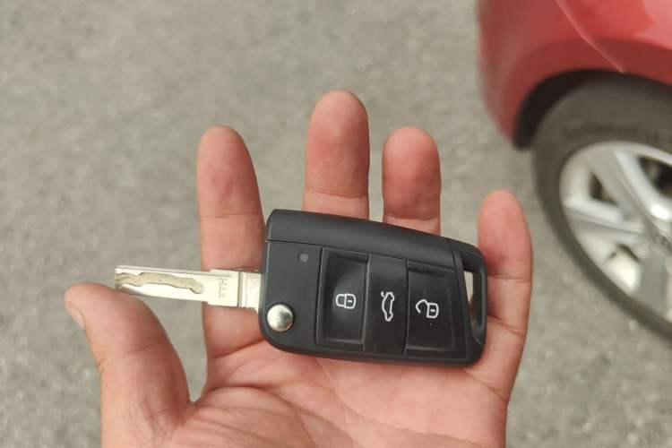 Used Volkswagen Golf 2015 1.4TSI Automatic Luxury Model Vehicle Key