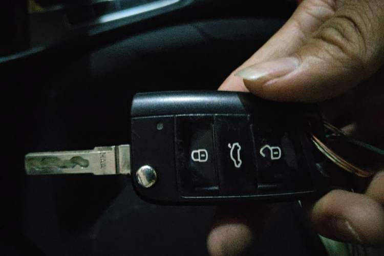 Used Volkswagen Golf 2015 1.4TSI Automatic Comfort Model Vehicle Key