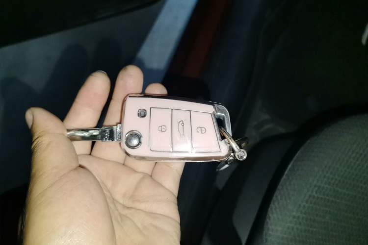 Used Volkswagen Golf 2015 1.4TSI Automatic Comfort Model Vehicle Key
