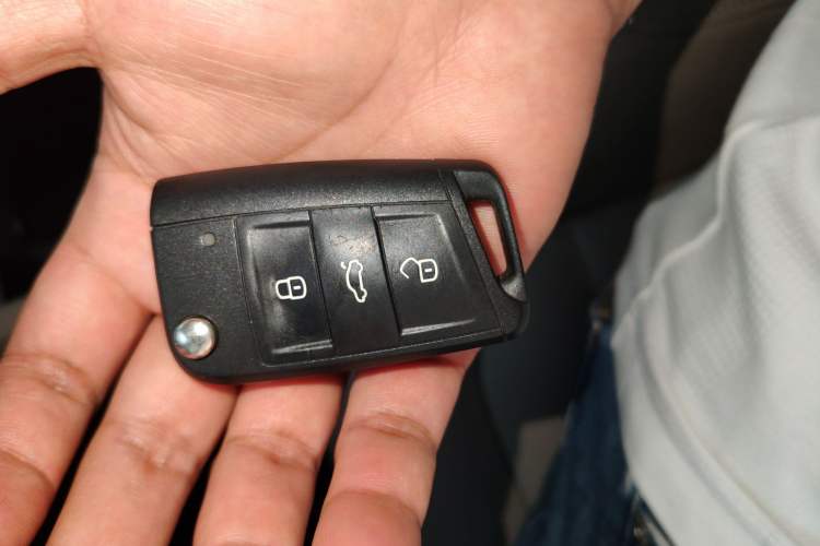 Used Volkswagen Golf 2015 1.4TSI Automatic Luxury Model Vehicle Key