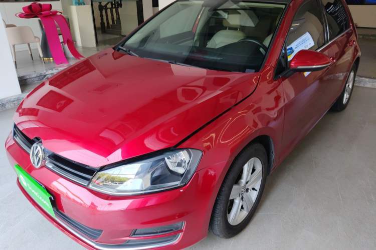 Used Volkswagen Golf 2015 1.4TSI Automatic Luxury Model Guazi used car, China used car export, Used car for sale, Used cars, Cheapest cars for sale