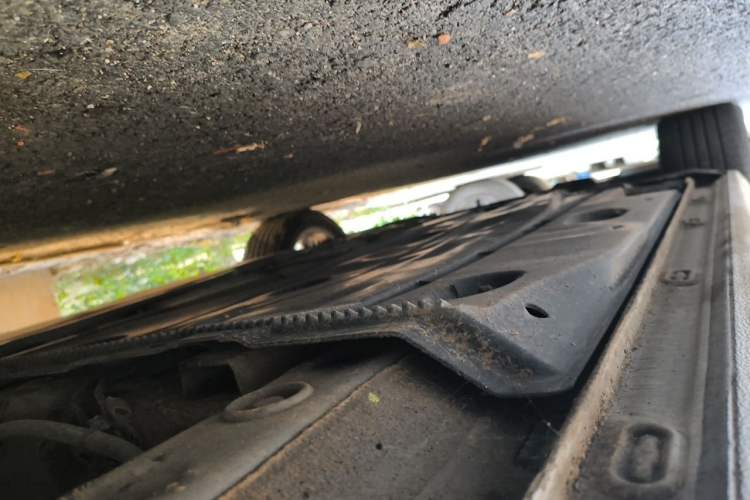 Used Volkswagen Golf 2015 1.6L Automatic Comfort Model Chassis Rear Left