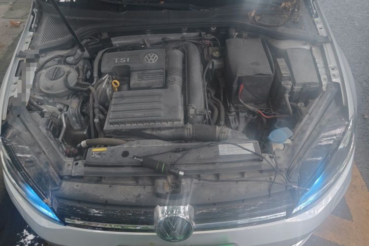 Used Volkswagen Golf 2015 1.4TSI Automatic R-Line Engine Bay