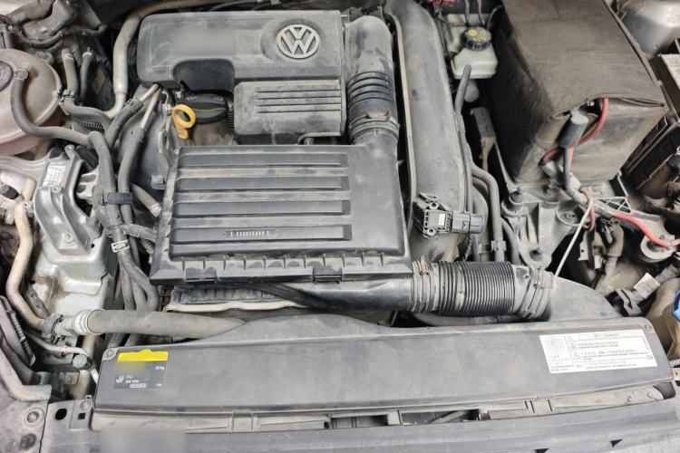 Used Volkswagen Golf 2015 1.4TSI Automatic R-Line Engine Bay