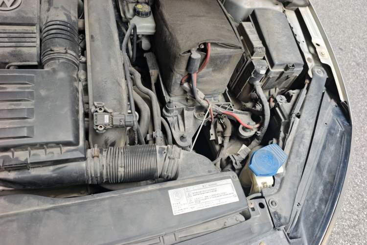 Used Volkswagen Golf 2015 1.4TSI Automatic R-Line Engine Bay Left