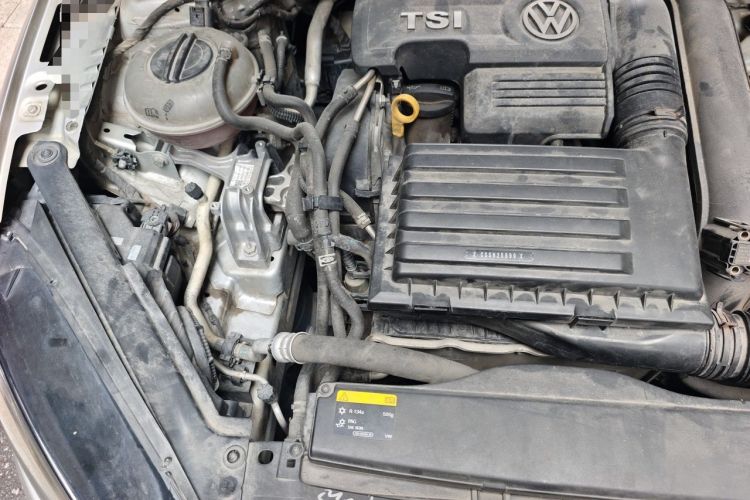 Used Volkswagen Golf 2015 1.4TSI Automatic R-Line Engine Bay Right