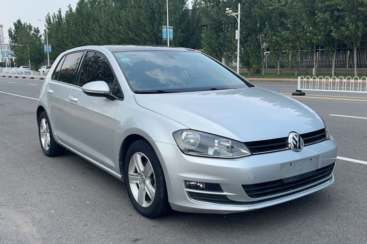 Used Volkswagen Golf 2015 1.4TSI Automatic Luxury Model Exterior 2