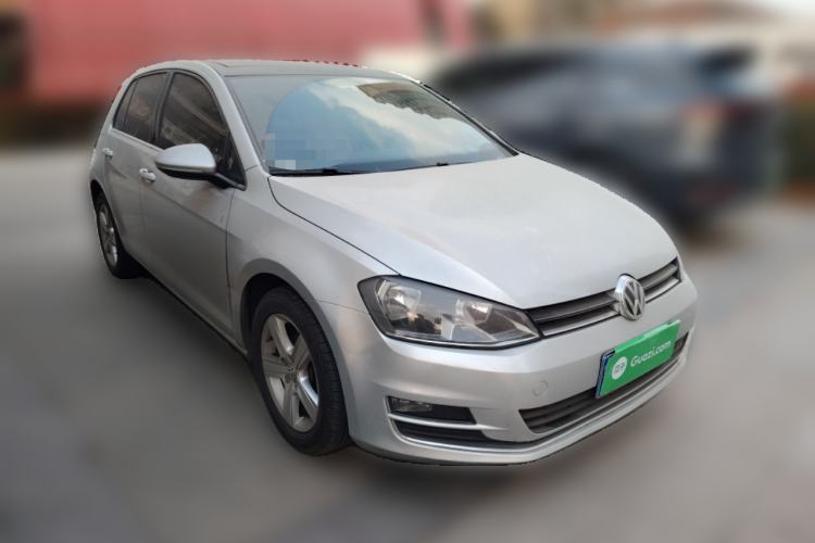 Used Volkswagen Golf 2015 1.4TSI Automatic Comfort Model Front Right 45 Deg