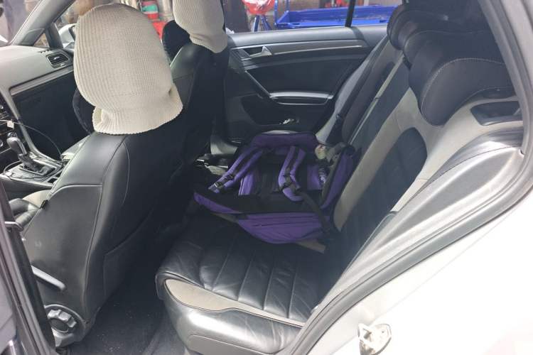 Used Volkswagen Golf 2015 1.4TSI Automatic R-Line Left Rear Seat