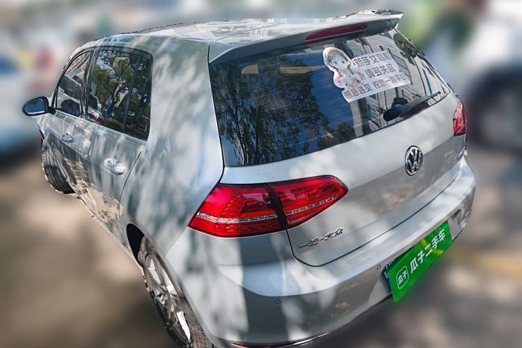 Used Volkswagen Golf 2015 1.6L Automatic Comfort Model Rear Left 45 Deg
