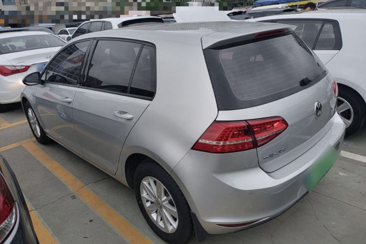 Used Volkswagen Golf 2015 1.6L Manual Fashion Edition Rear Left 45 Deg