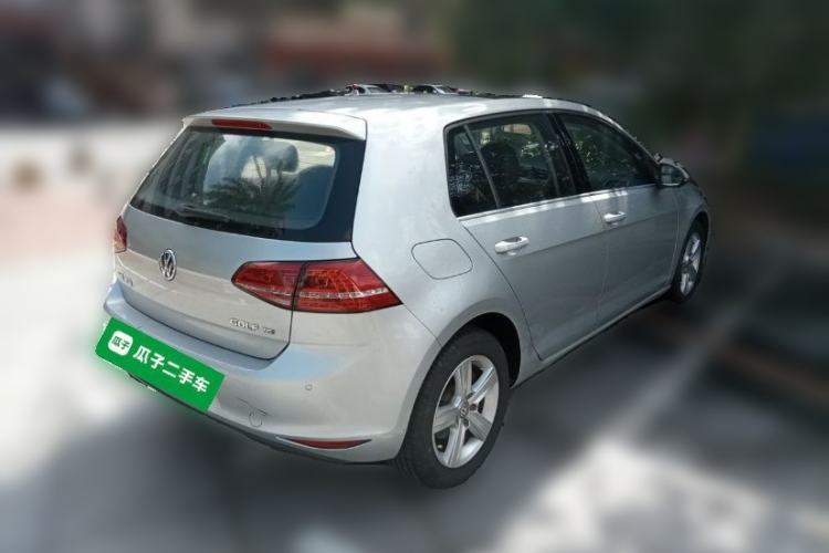 Used Volkswagen Golf 2015 1.4TSI Automatic Luxury Model Rear Right 45 Deg