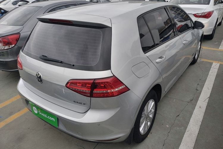 Used Volkswagen Golf 2015 1.6L Manual Fashion Edition Rear Right 45 Deg